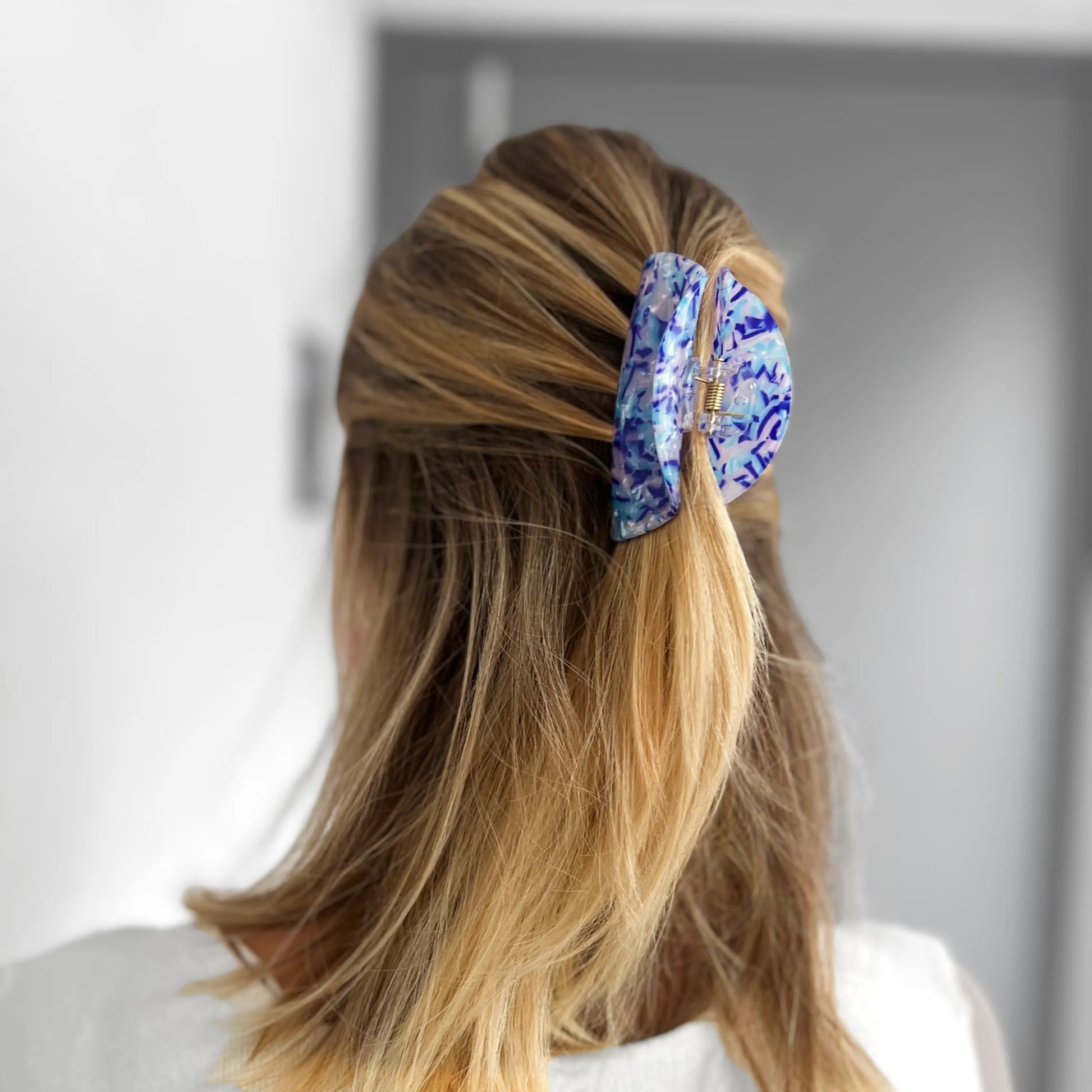CAMI HAIRCLIP-1