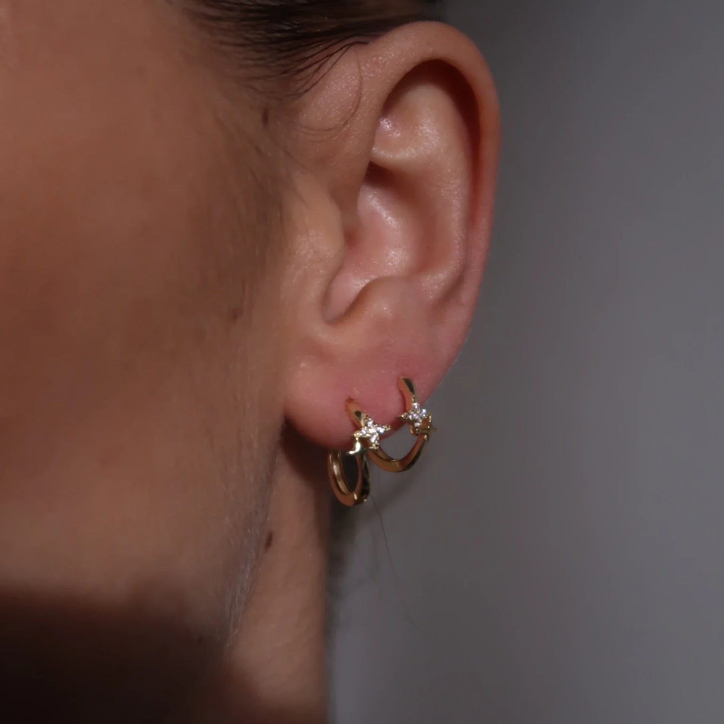STAR HUGGIE HOOPS 1,1CM-2