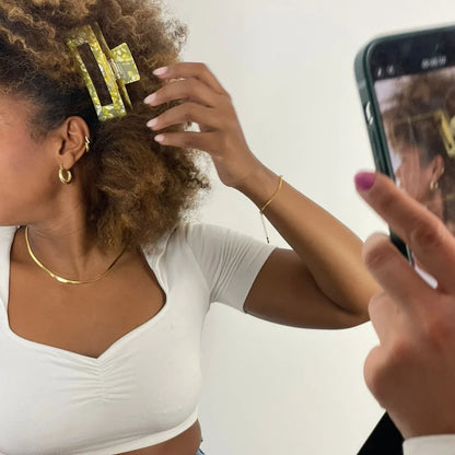 DAISY HAIRCLIP-1